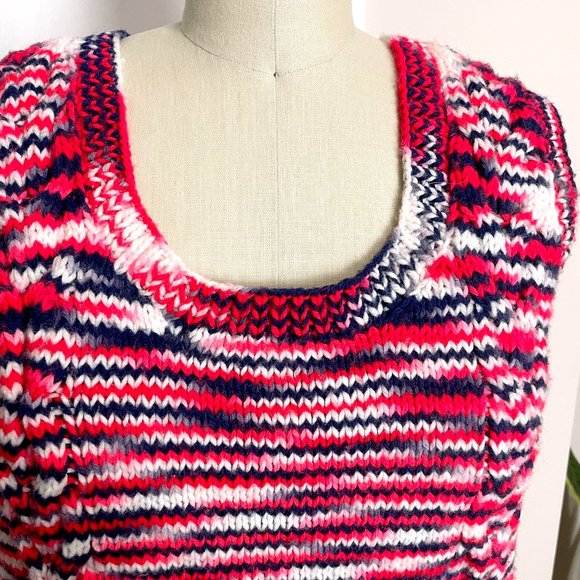 Red, white and blue ombre cable knit pullover vest - size M - Picture 2 of 7